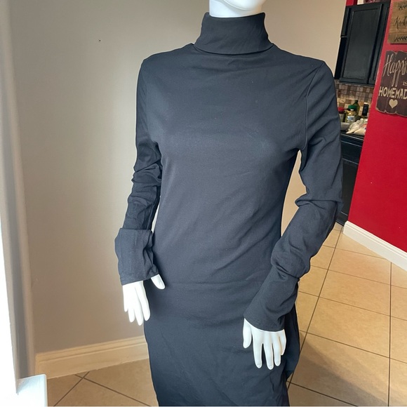 SHEIN BASICS Black Cotton High Neck Solid Bodycon Dress
Size XL for size 12-14 - Picture 12 of 14